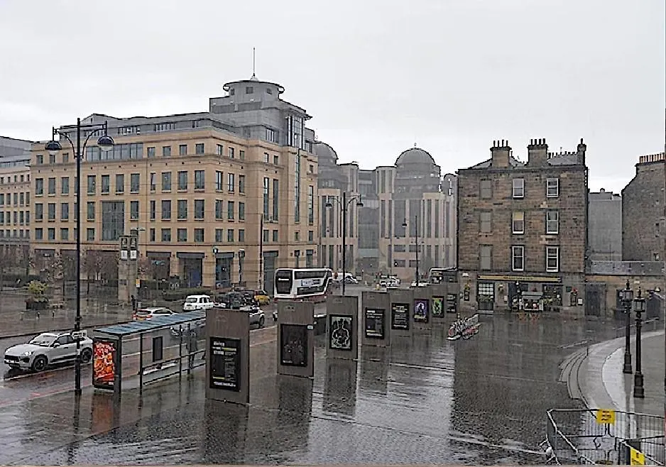 Flat In Central Edinburgh Old Town Apartment