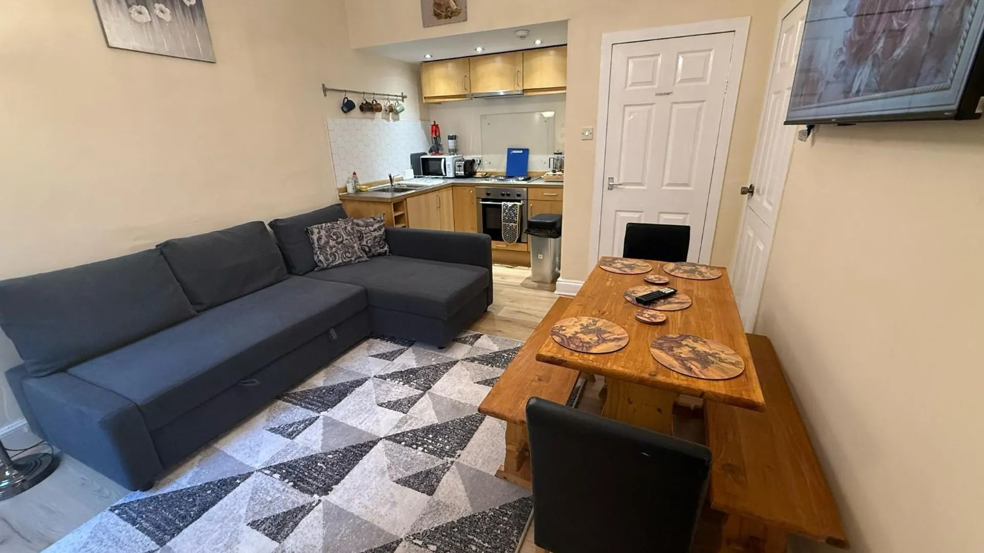 Apartment Flat In Central Edinburgh Old Town